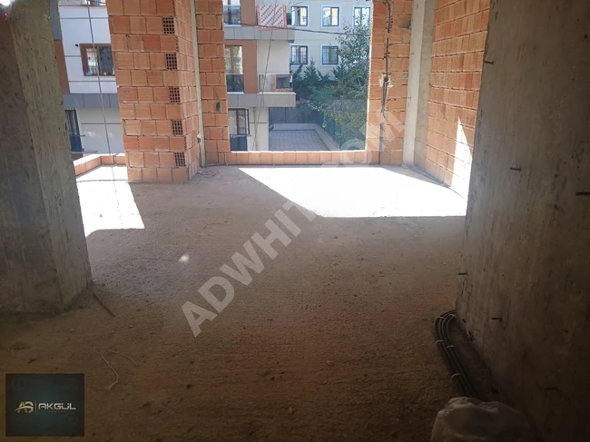 AKGÜLDEN E5 METROYA 6DK ASANSÖRLÜ OTOPAK BALKON AYRIMUTFAKLI