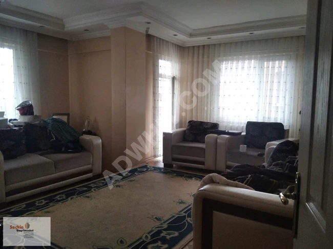 MALTEPE ZÜMRÜTEVLERDE SİTESİNDE 3+1 130 M2 GÜNEY