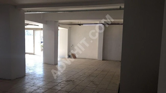 Ground floor shop with an area of 350 m2 near the tax office in GAYRETTEPE.