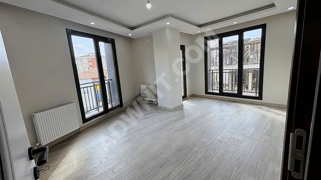 METROYA YAKIN ADNAN KAHVECİ CADDESİ ÜZERİNDE SATILIK 2+1 DAİRE