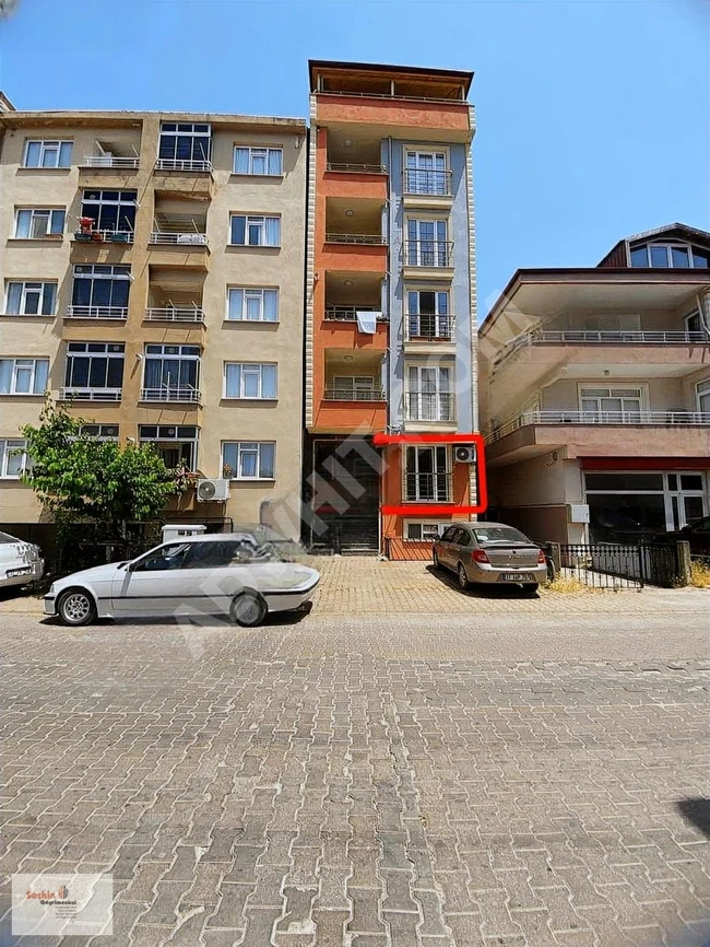 TÜRKAN EMLAKTAN SATILIK ANA CADDE ÜZERİ 1+1 DAİRE