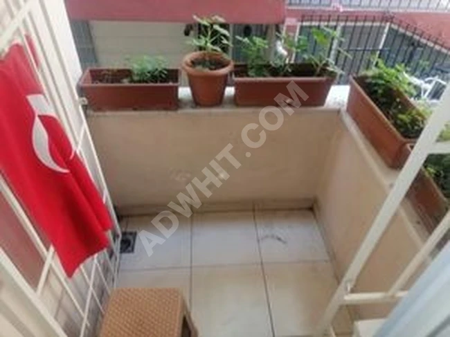 Apartment with a high entrance, no expenses, with two large balconies, in M.çakmak Neighborhood