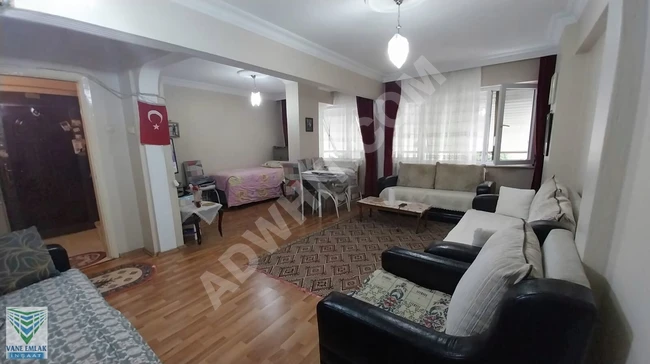 VANEden BAGCILAR İNÖNÜ MAH SATILIK KREDİLİ Y GİRİŞ DAİRE