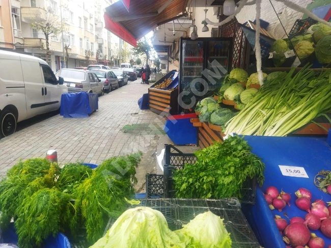 Yürüyüş Yolunda Yalnızlıktan Devren Manav Market