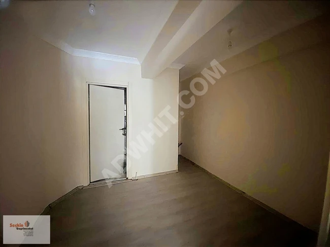 TÜRKAN EMLAKTAN SATILIK ANA CADDE ÜZERİ 1+1 DAİRE