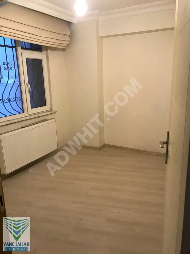 VANEden METRO VE TRAVAYA YAKIN 2+1 ODALI YENİ BİNA DAİRE