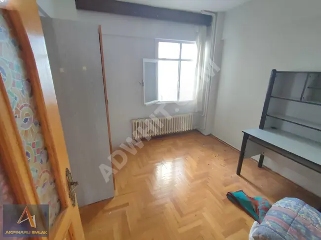 Üsküdar tam merkezde 2+1 geniş ferah 90m2 boş daire