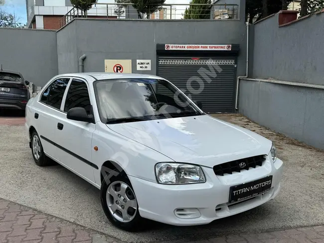 TİTAN MOTORS 45 BİN KM HYUNDAİ ACCENT İLK ELDEN EMSALSİZ KAZASIZ