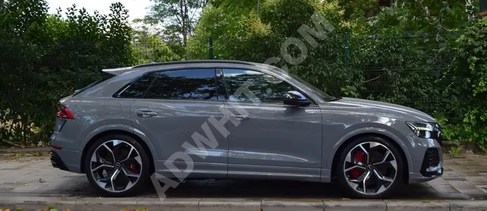 AUDI RSQ8 2023 - فرامل سيراميك , حزمة CARBON  , مقاعد مبردة  , جنوط  AKS 23 - من PONTE