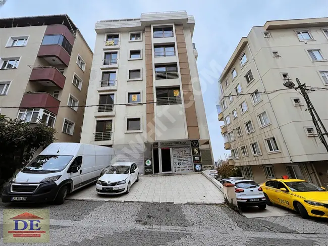 MERKEZİ KONUMDA 3+1 KİRALIK DAİRE METROYA YAKIN ARAKAT OTOPARKLI