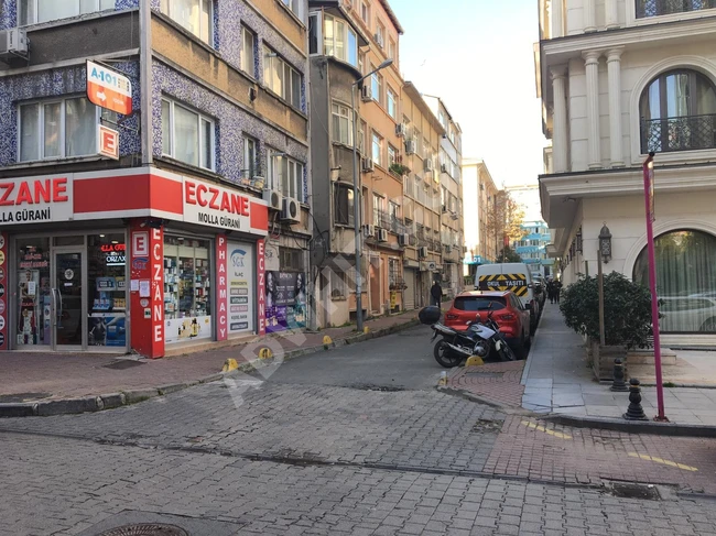 Commercial shop for rent at the entrance of Sigortacı Street and Mollagürani Street in the Fındıkzade area.