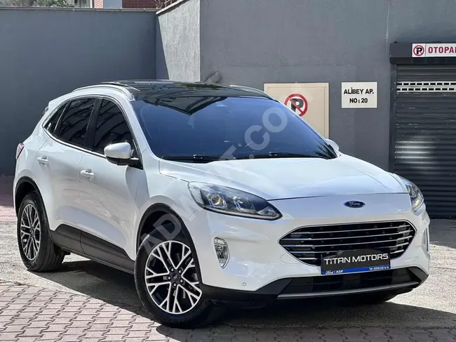 2022 -  FORD KUGA TITANIUM   -عداد 57000 كم  - صيانة مركز خدمة معتمدة - من TİTAN MOTORS