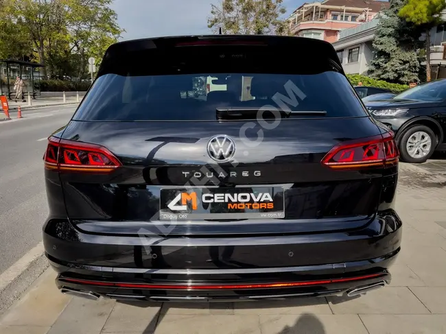 2020 - VOLKSWAGEN TOUAREG 3.0V6 4MOTİON R LİNE - اصدار وكالة - بدون عيوب في الهيكل الخارجي - من CENOVA MOTORS