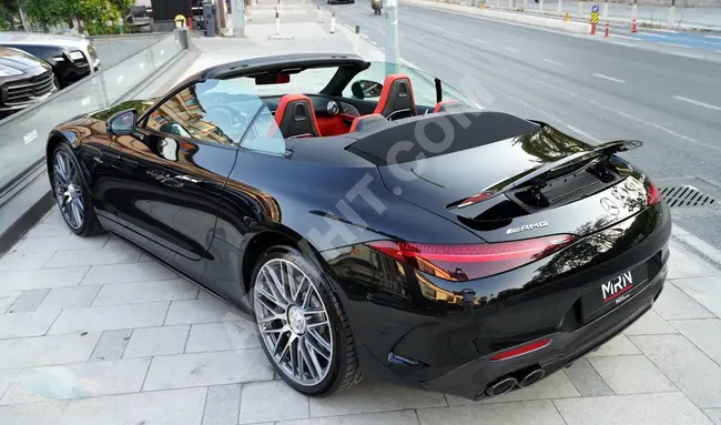 2022 - MERCEDES BENZ SL43 - مقاعد تبريد - نظام صوتي BURMESTER - لون كربوني KARBON - من MRN GROUP