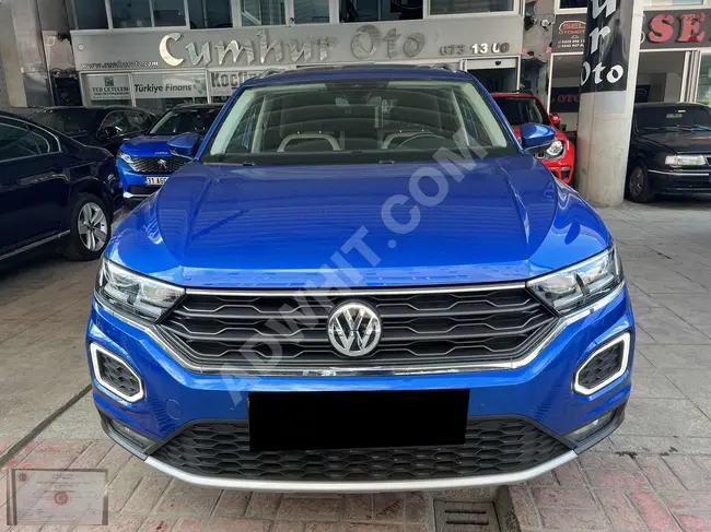 Volkswagen T-ROC 2020, glass roof