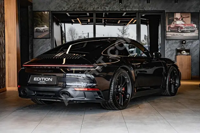 سيارة 911 CARRERA 4 GTS / موديل 2023 / LİFT/ CARBON/ تبريد / BURMESTER