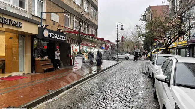 MALTEPE ÇARŞIDA 90 M2 2 BÖLÜMLÜ HAREKETLİ NOKTA'DA