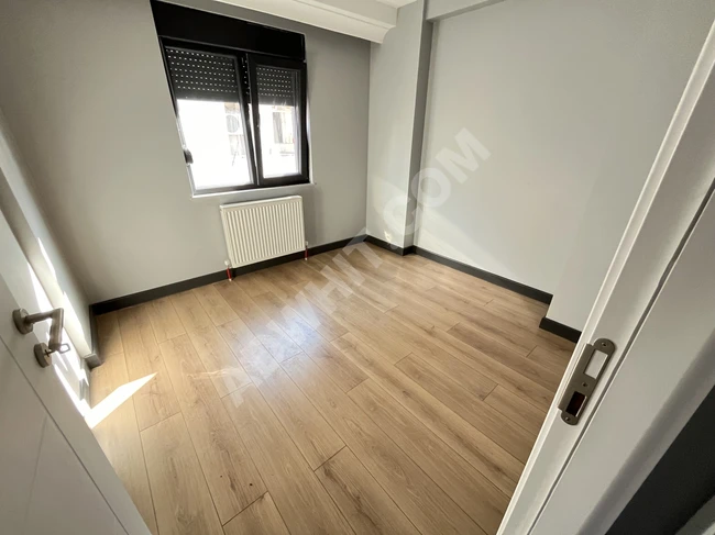 ÜSKÜDAR ZEYNEP KAMİLDE ÇOK GÜZEL BİR BÖLGEDE 3+2 165m2 DUBLEX 