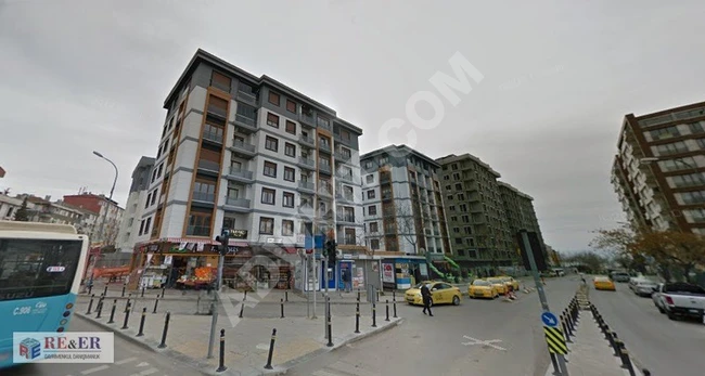 3+1 apartment with an area of 130 m² in the Pendik Alt Kaynarca area, opposite SGK Hospital