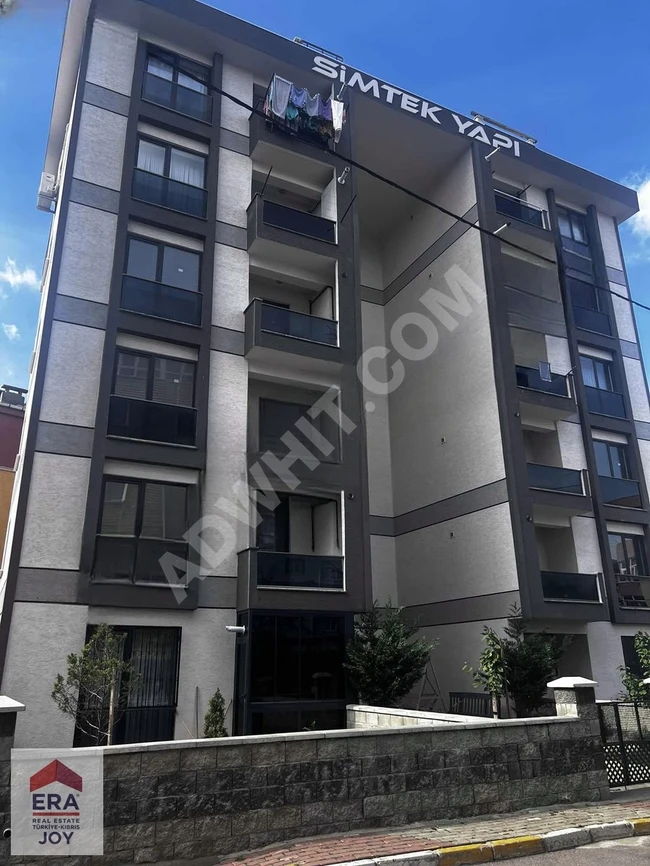 3+1 Apartment for Sale on a Mid-Level Floor in the PENDİK, ESENYALI Neighborhood