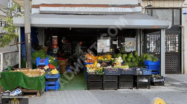 For sale: an old rented shop in the market for 22,000 Turkish Lira!