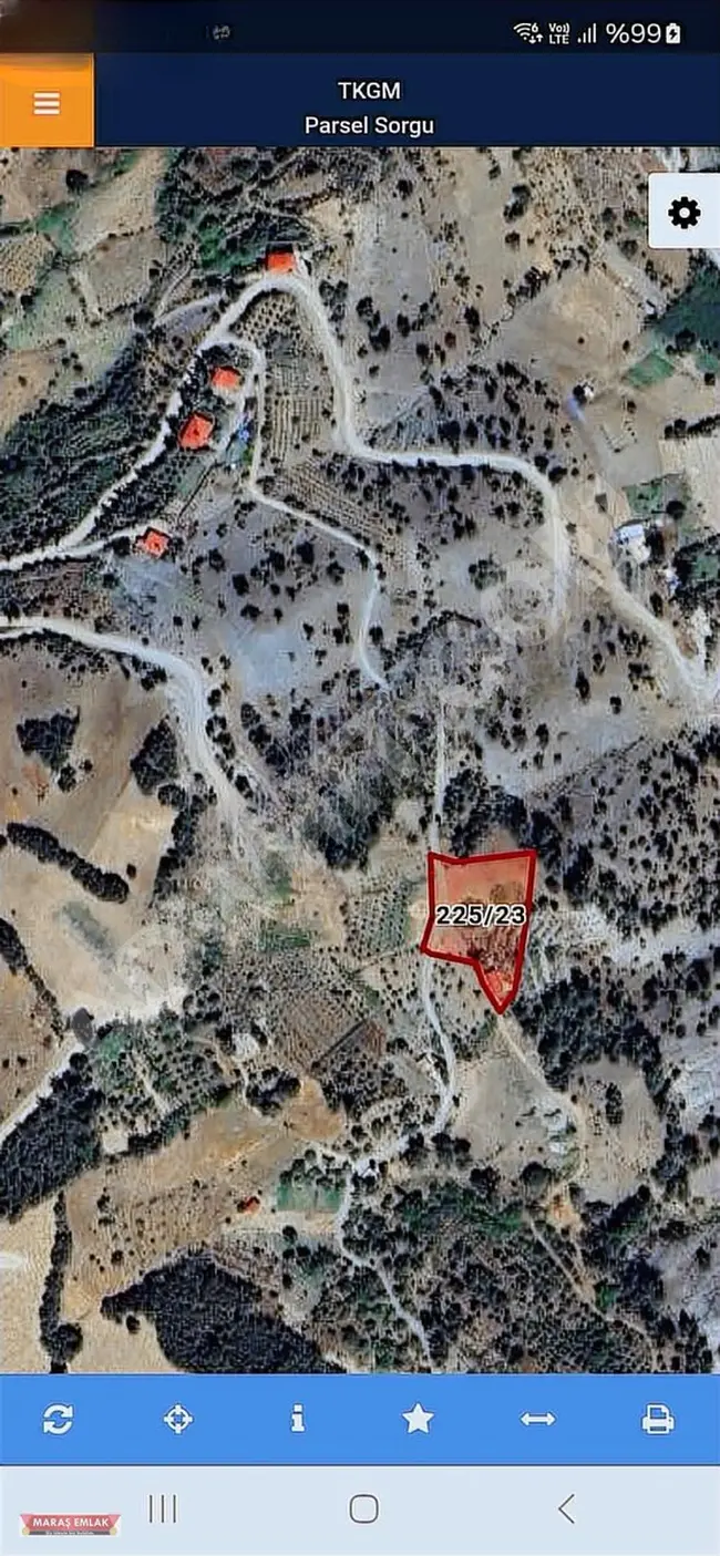 Land with a single title deed for sale between SUÇATI -TEKİR from MARAŞ Real Estate.