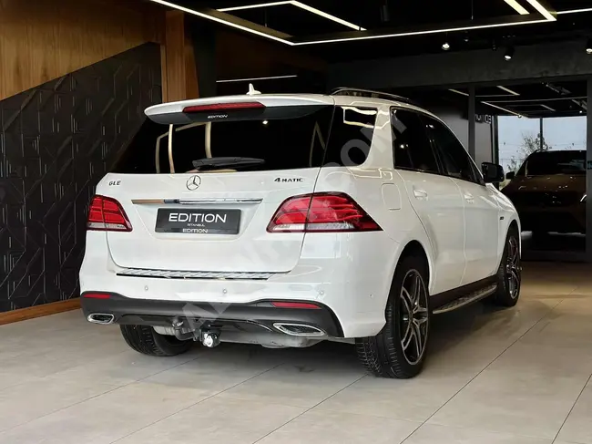 سيارة MERCEDES GLE 250d 4MATIC AMG  - موديل 2015 - بدون طلاء - EDITION