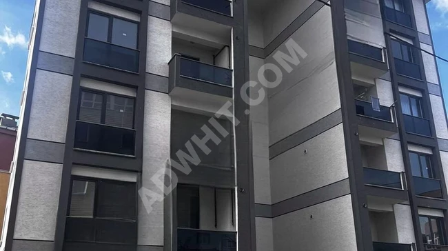 3+1 apartment for sale on the ground floor in the neighborhood of Pendik, Esenyalı