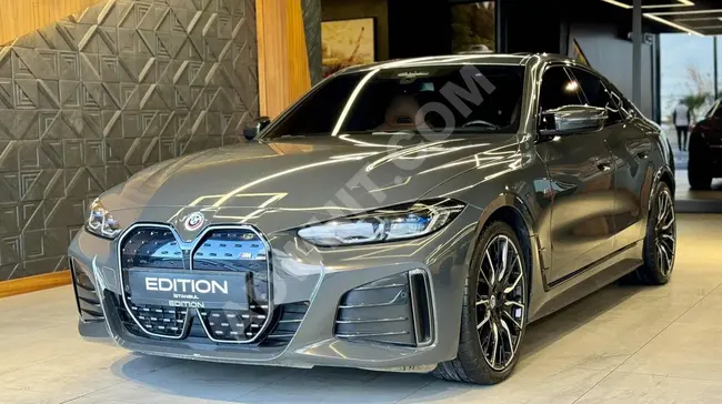 سيارة BMW İ4 M50 HEAD UP-360-CARBON-SHADOW - موديل2023  -EDITION