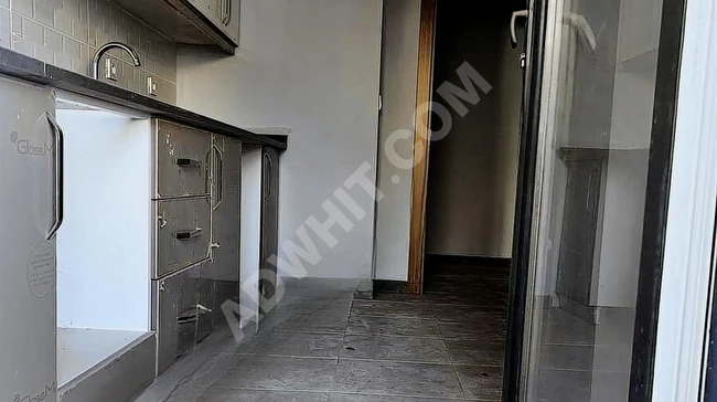 3+1 Apartment for Sale on a Mid-Level Floor in the PENDİK, ESENYALI Neighborhood