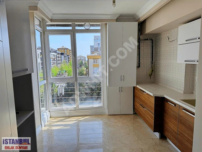 Duplex for sale in Beylikdüzü Kavaklı Yeşilyurt Street