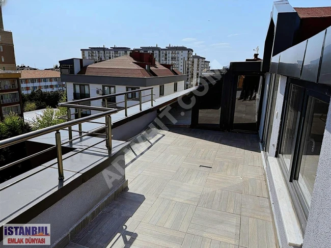 Duplex for sale in Beylikdüzü Kavaklı Yeşilyurt Street