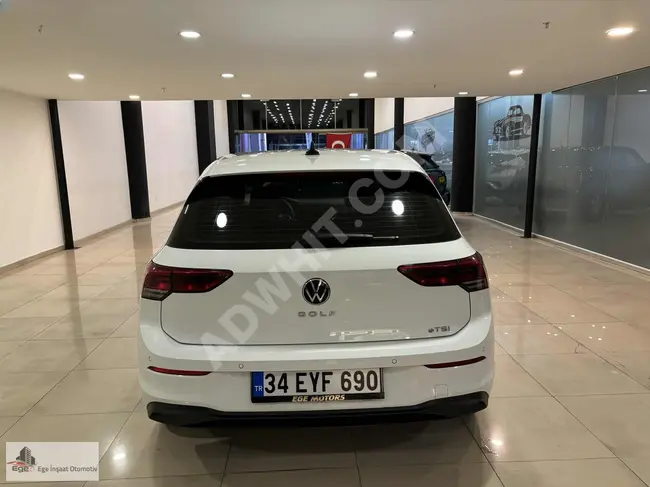 2021 - VOLKSWAGEN GOLF-eTSI-LİFE - مسافة 87.000 كم  - لا مثيل لها و بدون عيوب - مصابيح LED - من EGE MOTORS