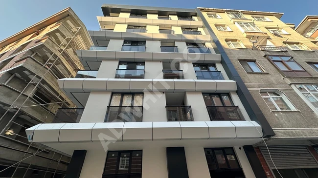 New apartment for sale 2+1 on the middle floor in Bahçelievler Soğanlı