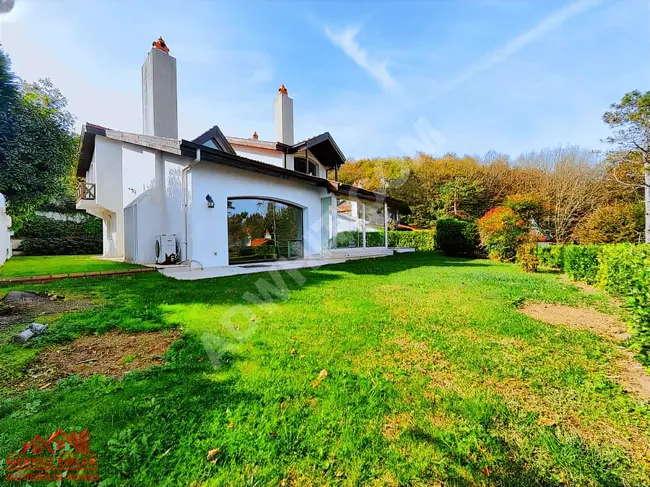 Villa in POLONEZKÖYD within a residential complex with an uncovered garden