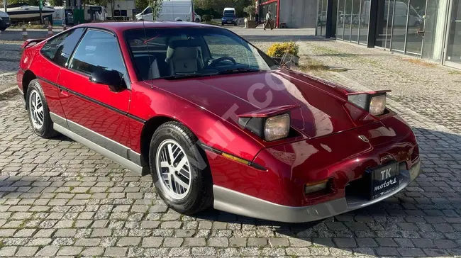 سيارة  Pontiac Fiero GT موديل 1987 بمسافة 59,000 ميل فقط