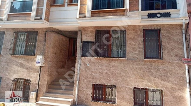 KOCAMUSTAFAPAŞA SATILIK DAİRE YENİ BİNA 8 YILLIK TERS DUBLEX 1+1 MASRAFSIZ