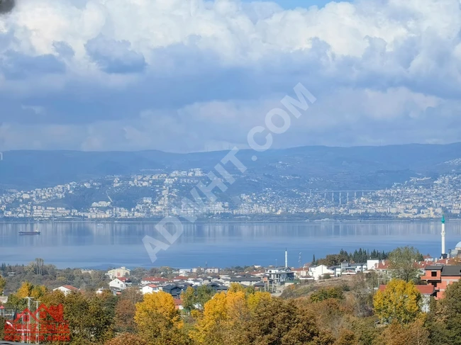 A sea-view villa with a building permit for sale in KOCAELİ BAŞİSKELE CENTER