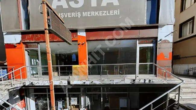 KAVACIK MERKEZDE ANACADDE ÜZERİNDE 600 m2 MAĞAZA