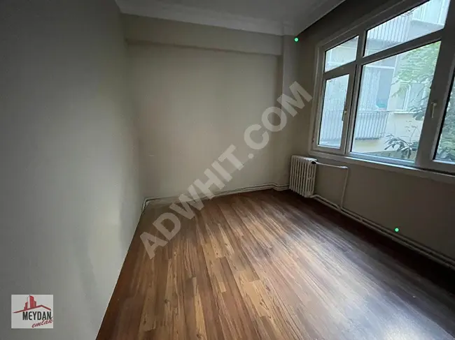 2+1 apartment with combi heating, well-maintained, next to CERRAHPAŞA Hospital in KOCAMUSTAFAPAŞA - from MEYDAN EMLAK