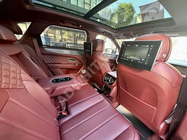 UNIVERSAL AUTO - 2023 BENTLEY BENTAYGA S 4.0 V8 - GECE GÖRÜŞ