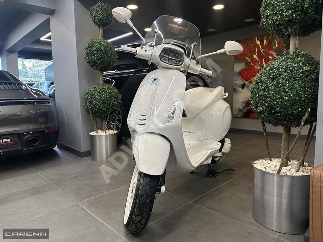 CARENA - 2022 VESPA SPRINT 150 JUSTIN BIEBER - إصدار محدود