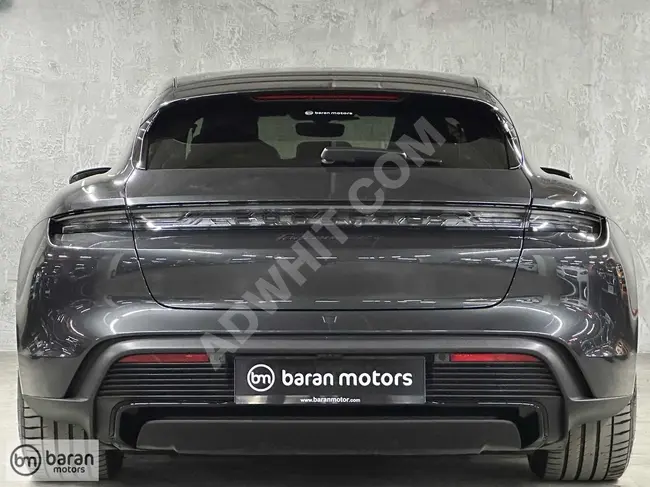 PORSCHE TAYCAN GTS SPORT TURISMO 2021 - بقوة 598 حصان - من BARAN MOTORS