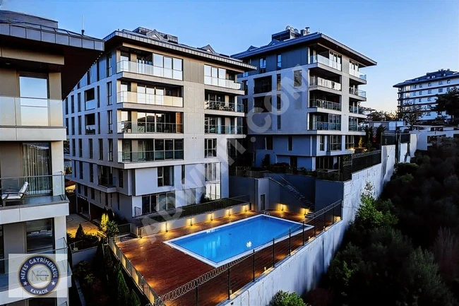 A very luxurious 4+1 apartment in a residential complex overlooking the Bosphorus in ÇENGELKÖY.