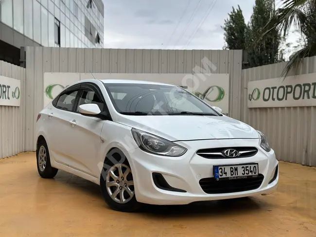 2013 HYUNDAI ACCENT BLUE car, 150 thousand km, automatic, serviced at an authorized service center.