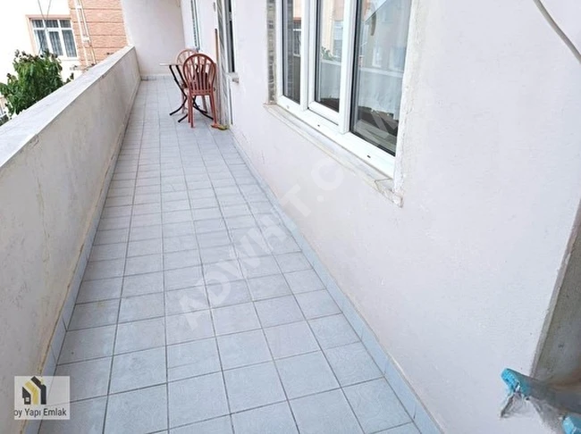 A 3-storey building for sale, in PENDİK ESENYALI MAHALLESİ.