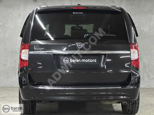 LANCIA VOYAGER 2.8 CRDI 2012 - مرخصة - من BARAN MOTORS