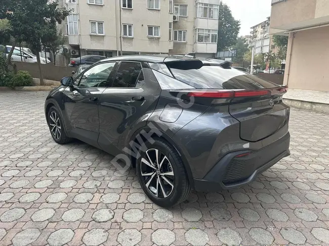 TOYOTA CHR 1.8  موديل 2024 هايبرد, PASSİON , ناقل حركة اوتوماتيك, عداد 11.000 كم