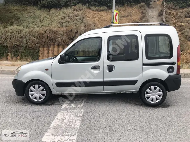 Renault KANGO MULTIX 1.5 DCI model 2005 with air conditioning - from NECO