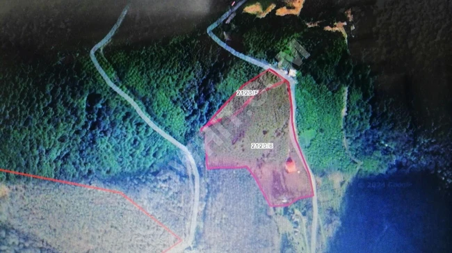 Land for sale in Akcaabat, Trabzon, with a price per square meter of 300 Turkish Lira, located in Trabzon Akcaabat Çukurca neighborhood.